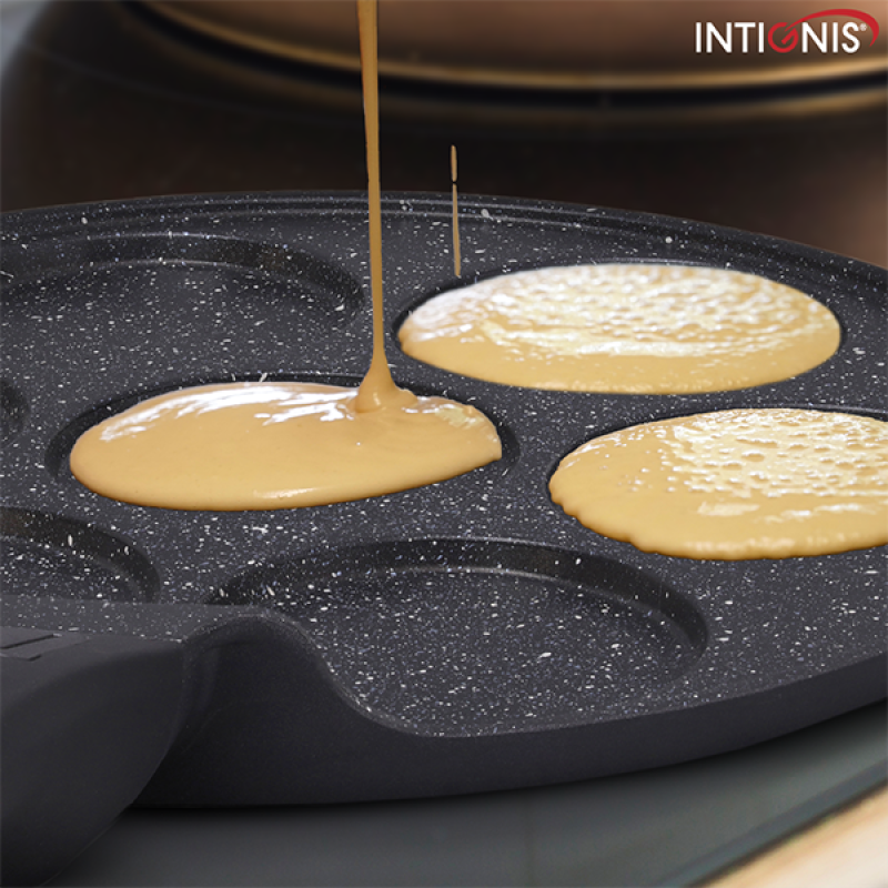 Mini 7 Mould Pancake Pan Smart Handle